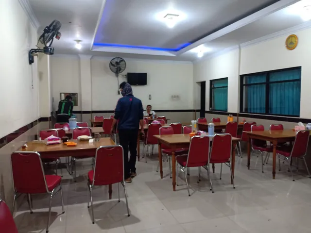 Rumah Makan & Sea Food 99