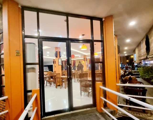 Restoran Mawar Sharon Kawasan Megamas