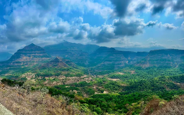 Malshej Ghat view point