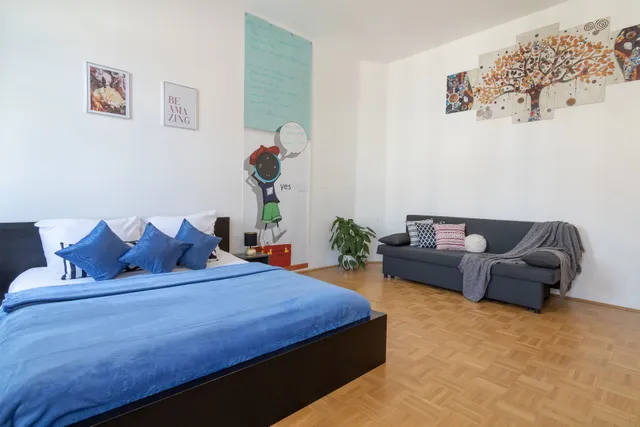 King Size Bedroom Apartment near Vienna Central Station