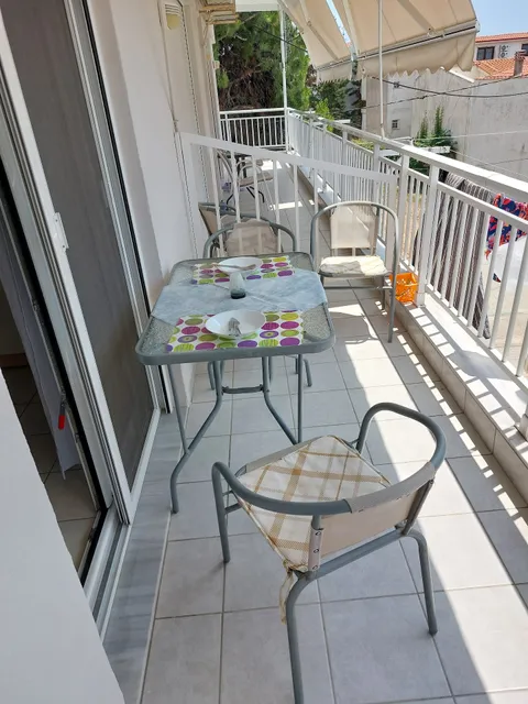 Studio & Apartment Nikiti