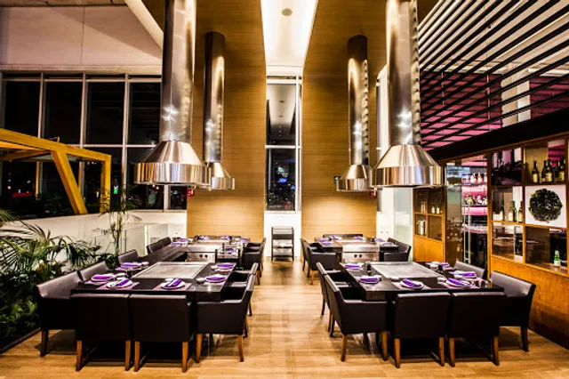 Sushi Itto Patio Santa Fe