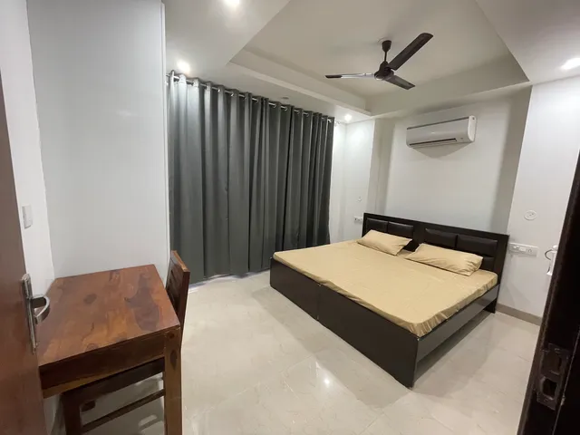 PG in Sector 38 near Medanta - Blossom Stayz