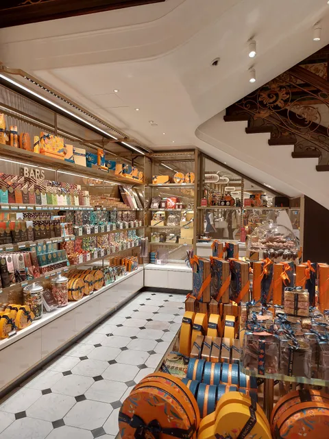 Venchi Chocolate @ Harrod's London