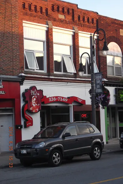 Roy Thai Restaurant & Bar