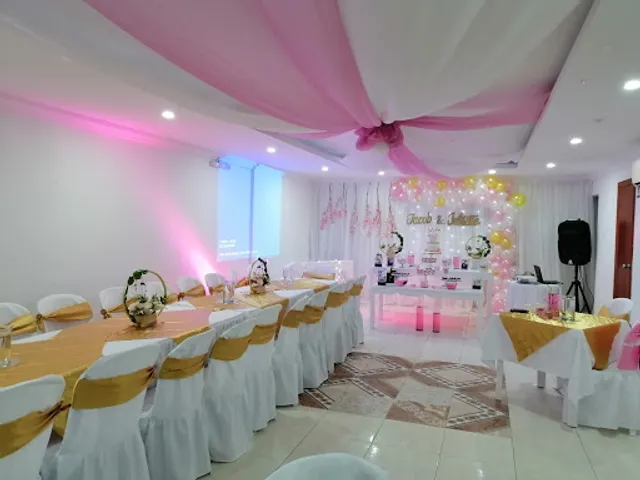 SALON DE EVENTOS CASA BLANCA