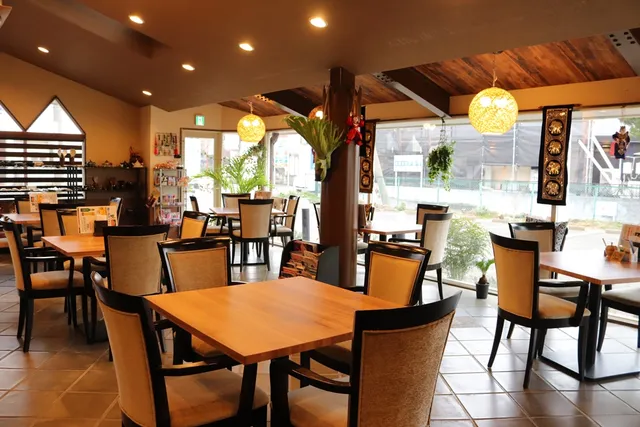 5 STAR MYANMAR レストラン