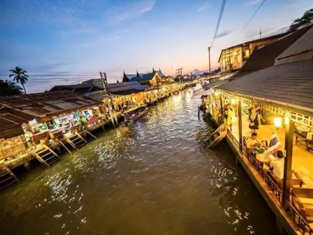 Ban Khlong Amphawa Homestay