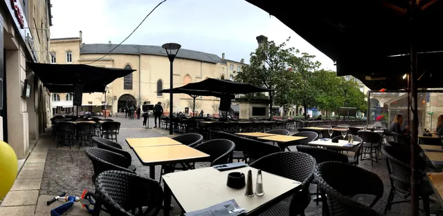 Simeone Dell'Arte Brasserie Italienne