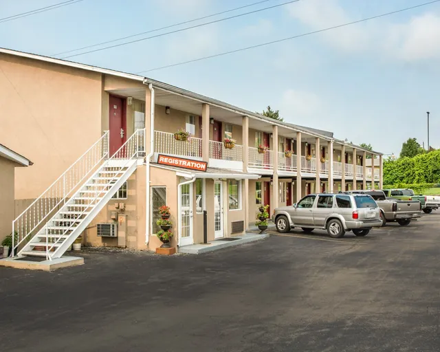 Econo Lodge Franklin - Springboro