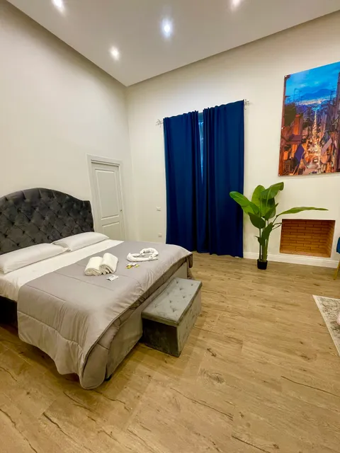 Home Piccini B&B, Naples