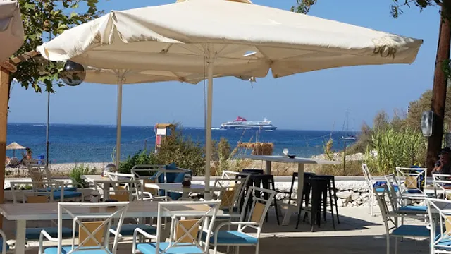 Potami Beach Bar