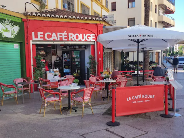 Le Cafe Rouge