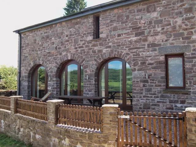 The Arches at Baileys Barn