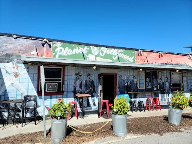 Planet Follywood