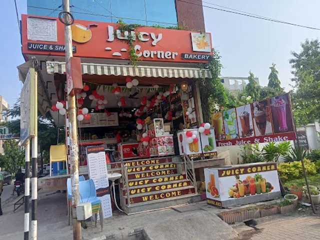 Juicy Corner