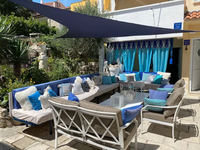 Secret Garden Apartment