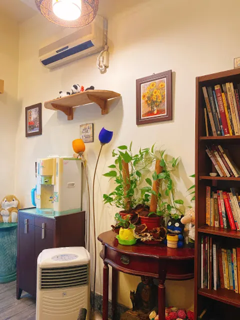 AMS Light Meal & Tea