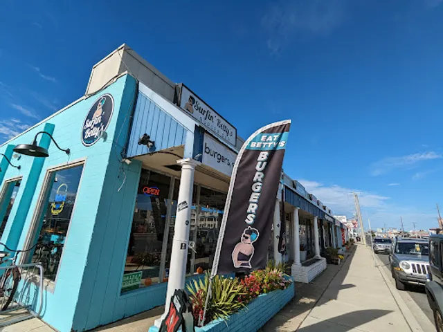 Surfin Betty’s Burger Bar