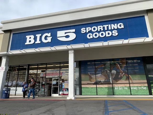 Big 5 Sporting Goods