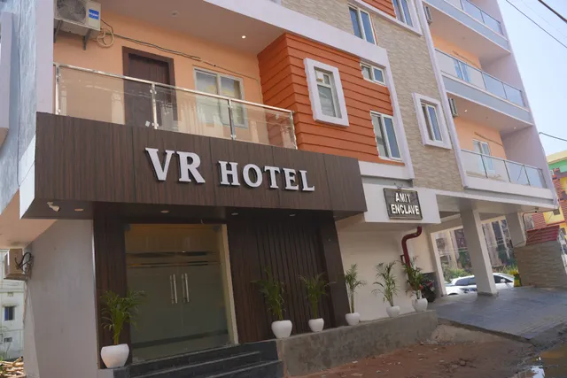 VR Hotel
