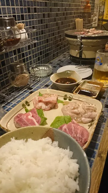 炭火焼ゆうしゃ