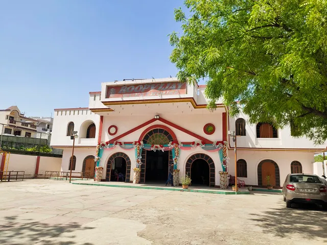 Roop Vijay Guest House