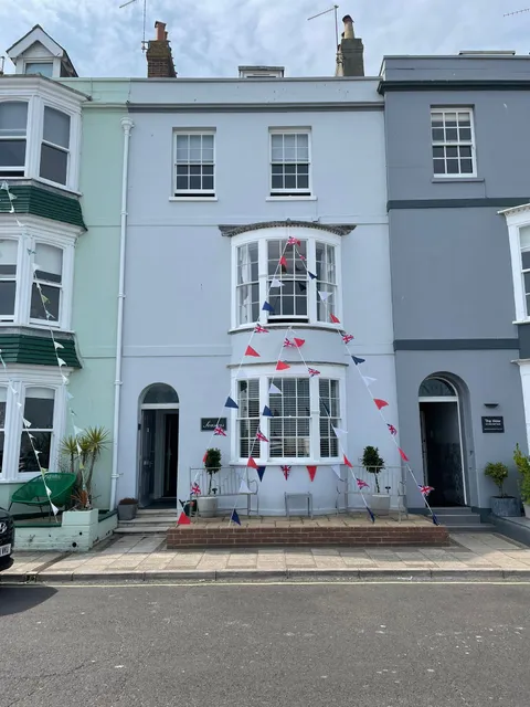 Wessex Quarters | Seasons & Ocean Retreat