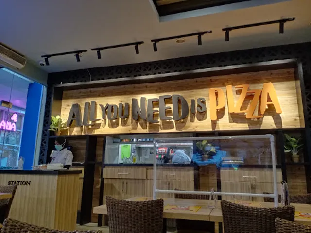 Pizza Hut Restoran - Karawang Central Plaza