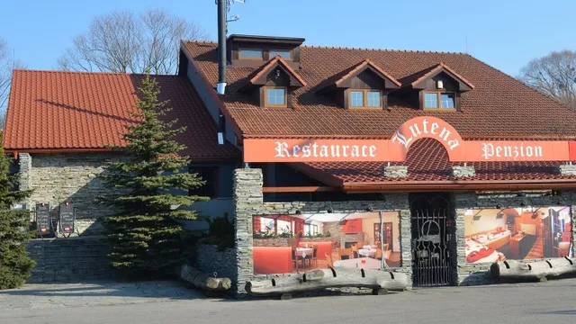 Restaurace a penzion Lutena