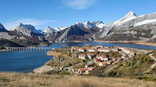 Apartamento Plaza De Los Pueblos