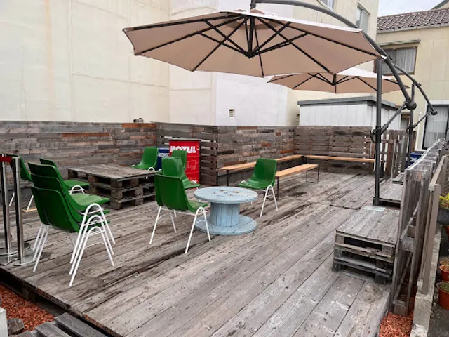 BON PETIT CAFE ~ロンドンバスカフェ~