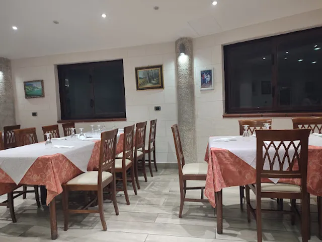 ristorante pizzeria arcobaleno di Fonte Alex
