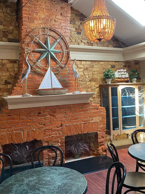 Woody's Ice Cream Alley