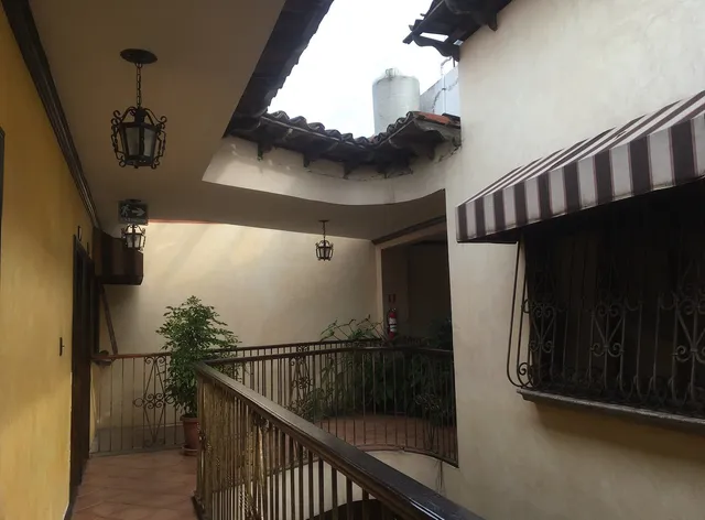 Aparthotel y Plaza Colonial