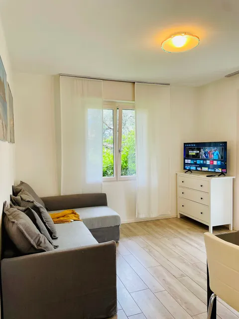 Casa Mario & Laura Apartments Garda Lake / Free Wi-fi Private Parking