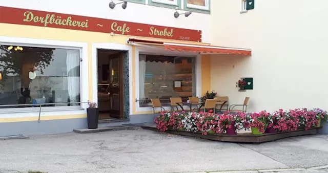 Bäckerei/Cafe Strobel seit 1876