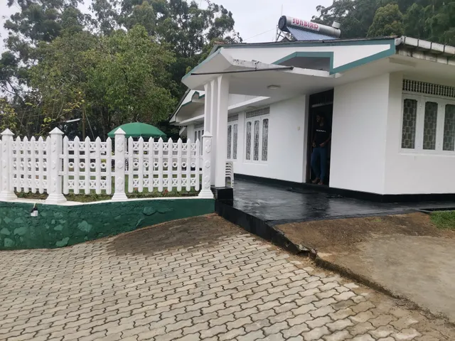 Winter Breeze Holiday Home