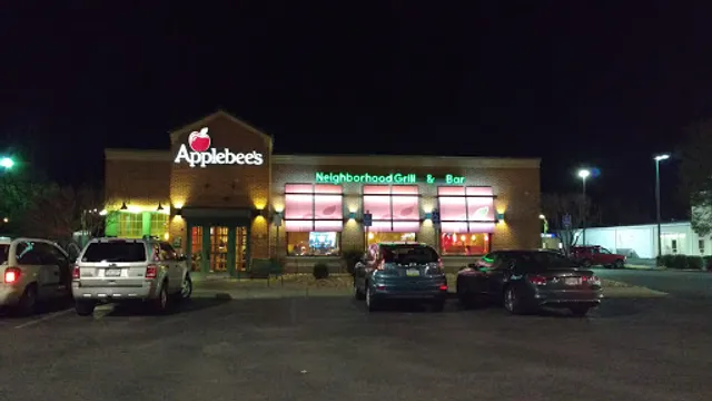 Applebee's Grill + Bar