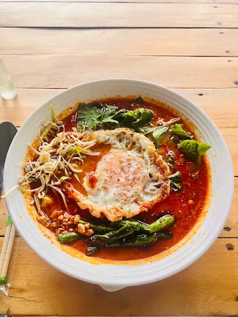 Thai-tanic Food House