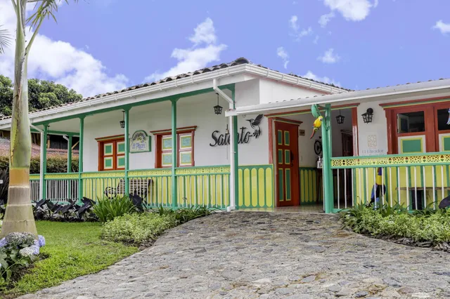 Boki Mall de Experiencias//Hotel Mirador de Boquía//Terra Restaurante