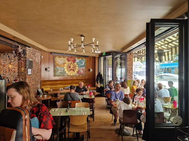 Monsieur Culbuto - Brasserie & Bar Paris 20