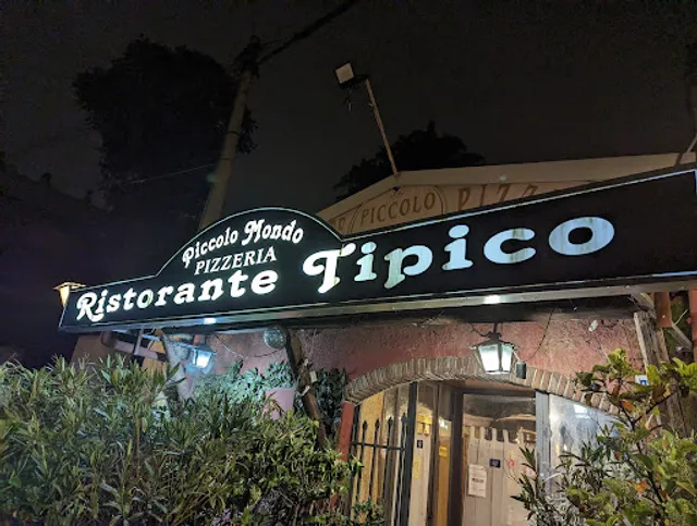 New Piccolo Mondo Ristorante Pizzeria Lounge bar