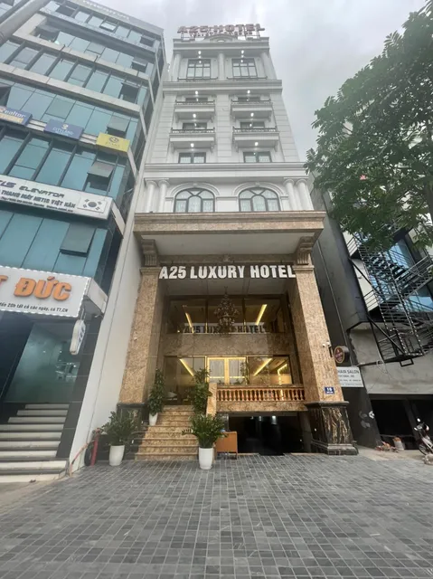 A25 Luxury Hotel - 16 Miếu Đầm