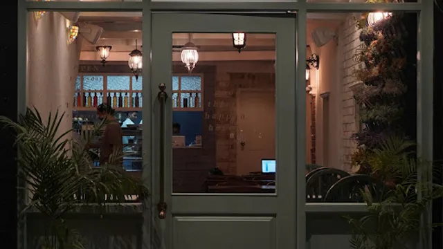 Victoria's Boutique Café