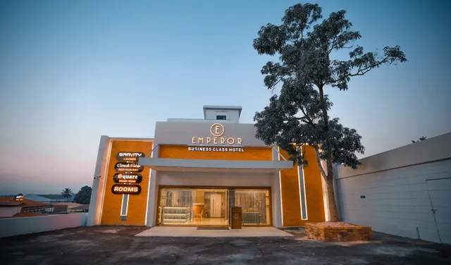 EMPEROR Business class hotel