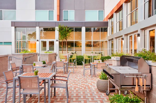 Extended Stay America Select Suites - Dallas - Las Colinas - Meadow Creek Dr.