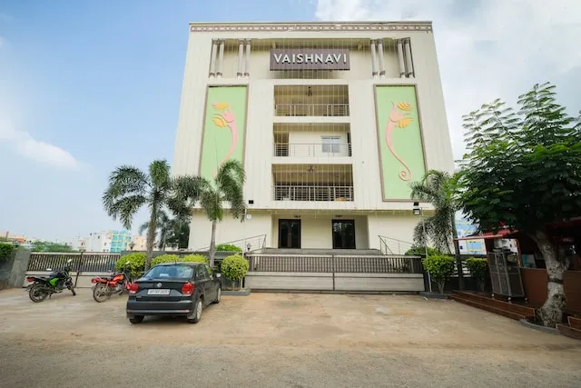 OYO Vaishnavi Residency