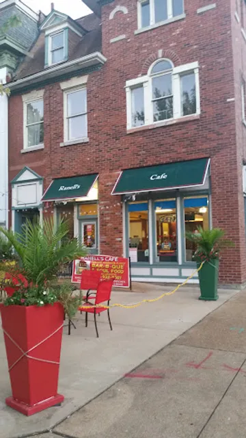 Ranell's Market & Cafe