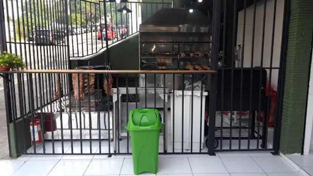 Empório 76 Costelaria e Assados na Brasa